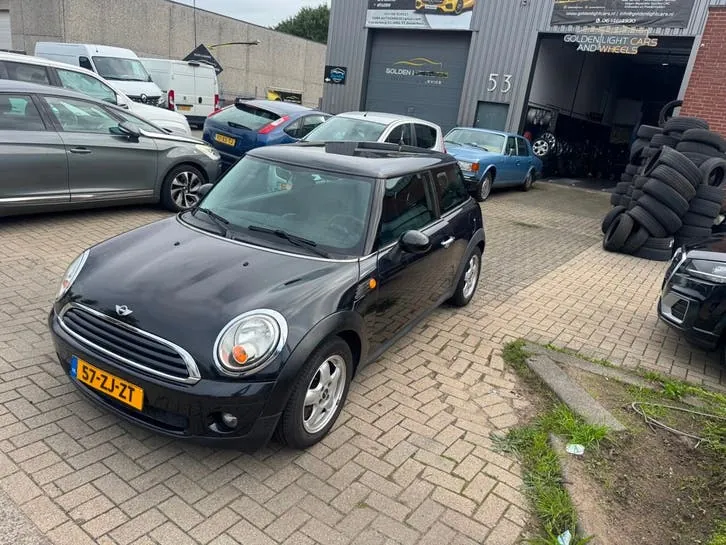Mini One 2008 photo 3