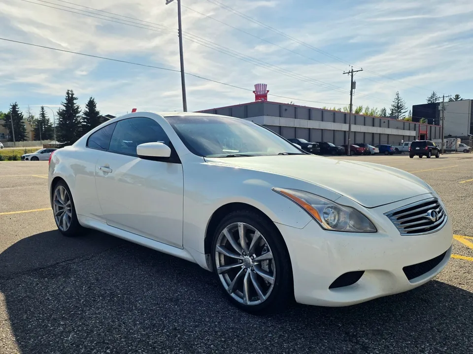 Infiniti G37S 2009 photo 3
