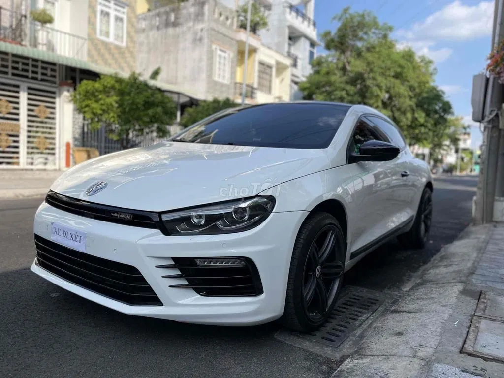 Volkswagen Scirocco 2010 photo 2