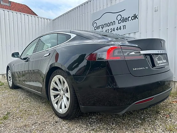 Tesla Model S 2015 photo 3