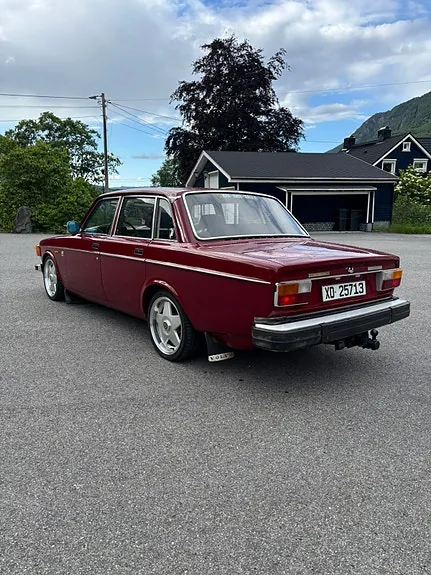 Volvo 140 1974 photo 4