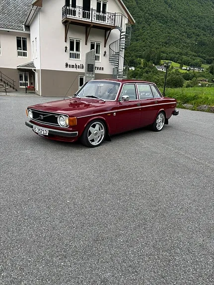 Volvo 140 1974 photo 2