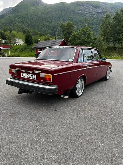 Volvo 140 1974 photo 3