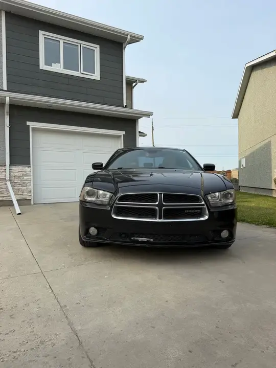 Dodge Charger 2011 photo 3