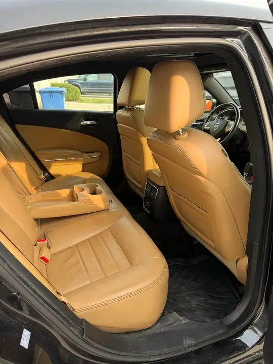 Dodge Charger 2011 photo 5