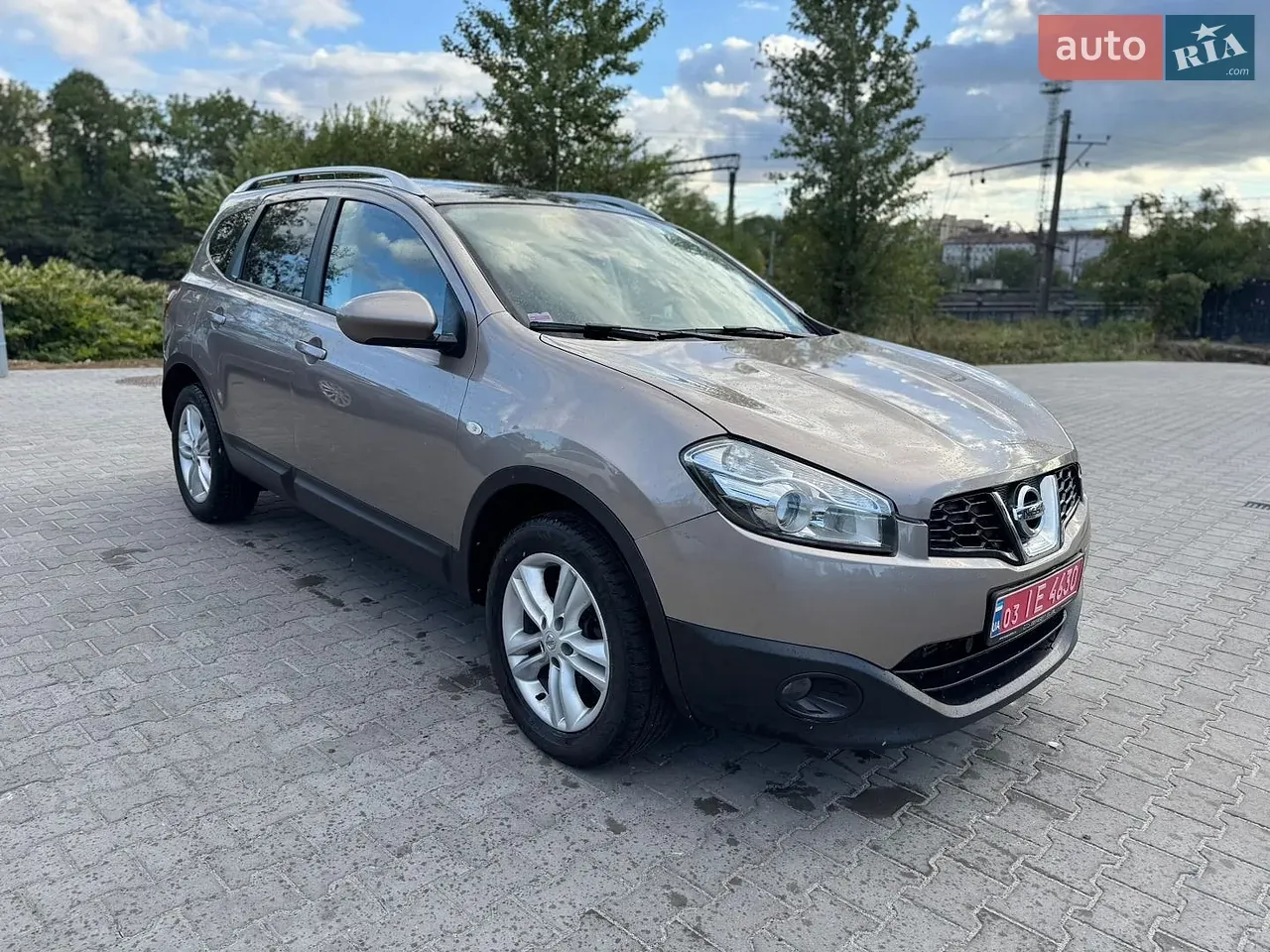 Nissan Qashqai+2 2013 photo 2