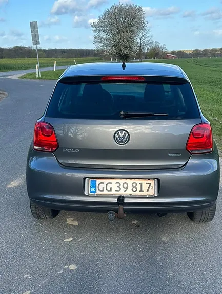 Volkswagen Polo 2011 photo 3
