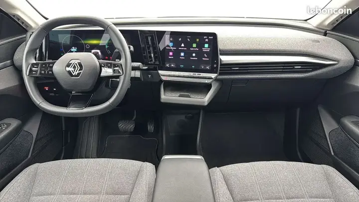 Renault Megane 2023 photo 3