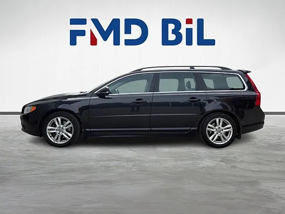 Volvo V70 2013 photo 2