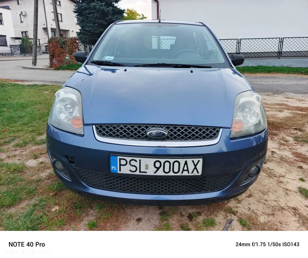 Ford Fiesta 2006 photo 2