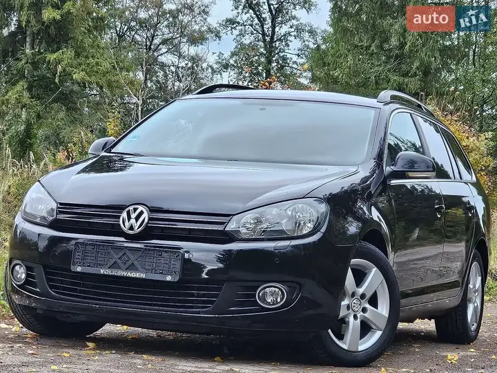 Volkswagen Golf 2011 photo 2
