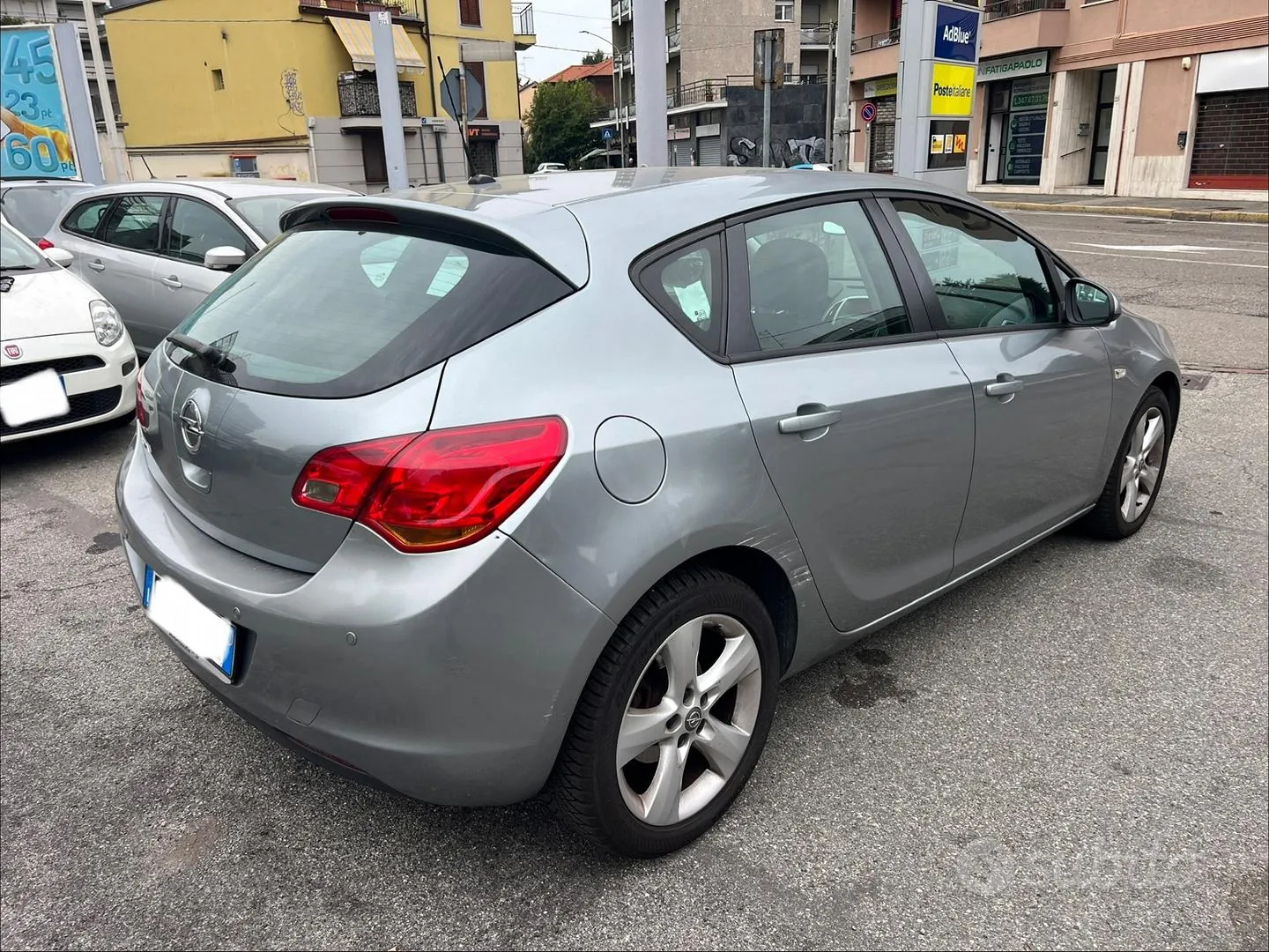 Opel Astra 2010 photo 5