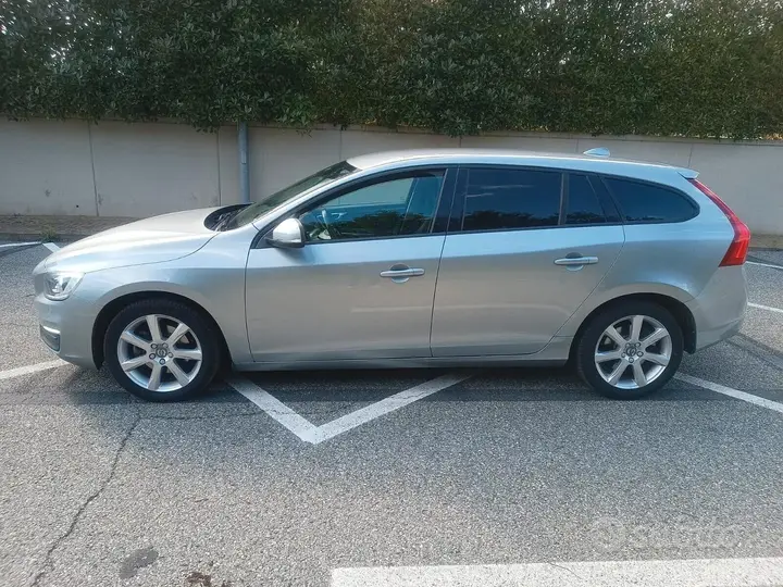 Volvo V60 2018 photo 5