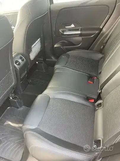 Mercedes-Benz Gla 2022 photo 2