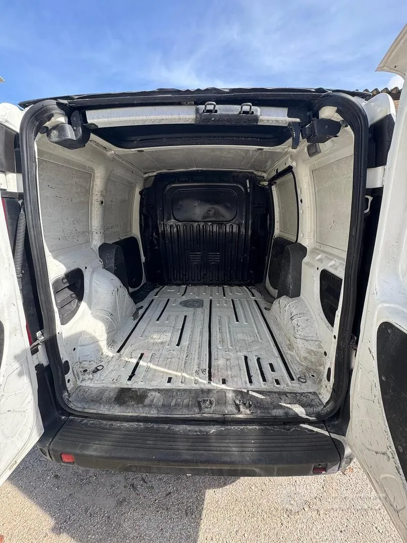 Fiat Doblo 2006 photo 5
