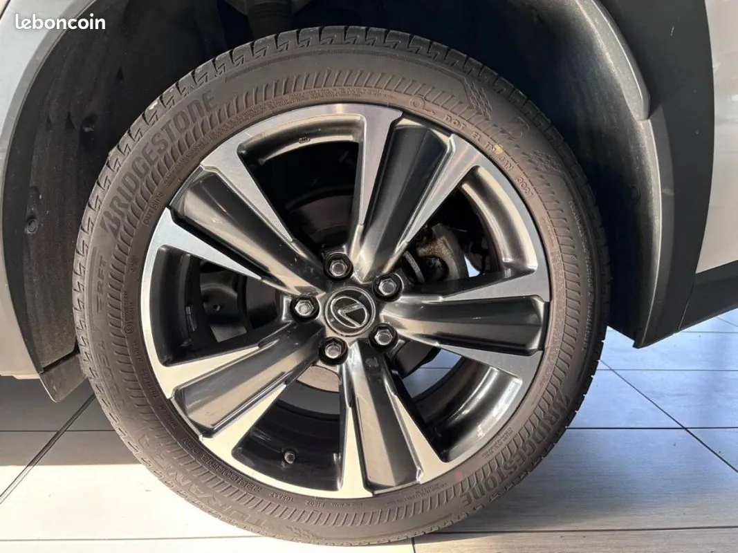 Lexus Ux 2021 photo 4