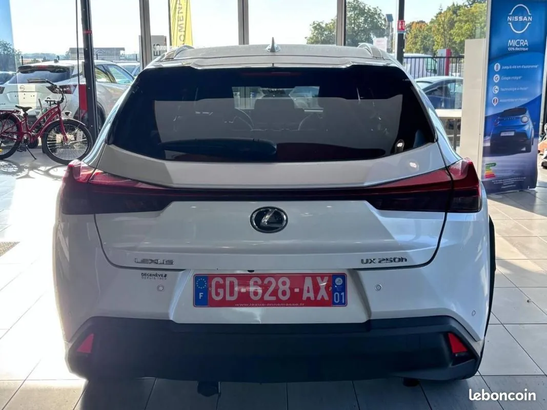 Lexus Ux 2021 photo 5
