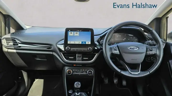 Ford Fiesta 2018 photo 2