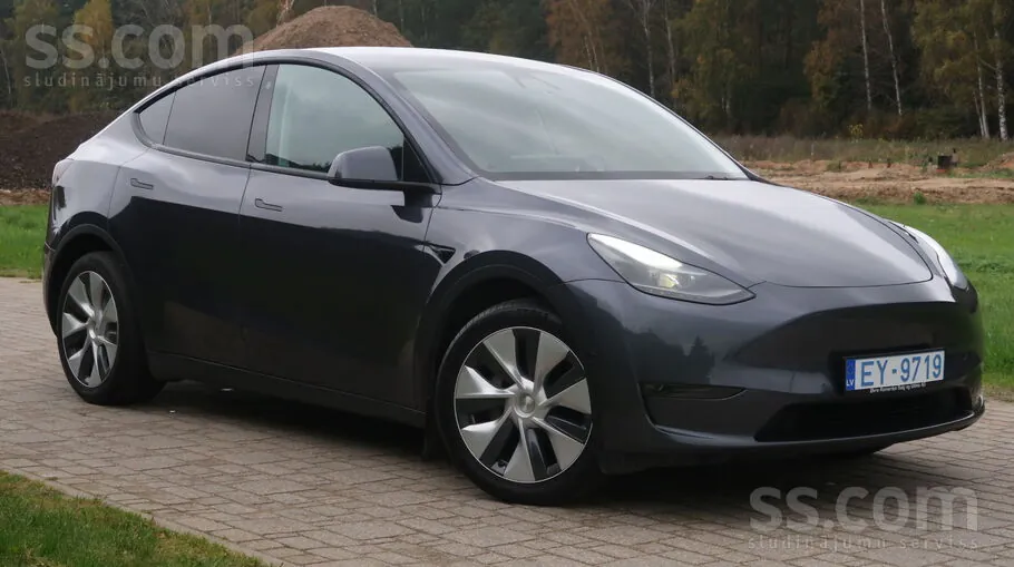 Tesla Model Y 2022 photo 3