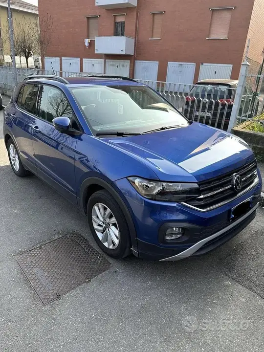 Volkswagen T-Cross 2023 photo 2