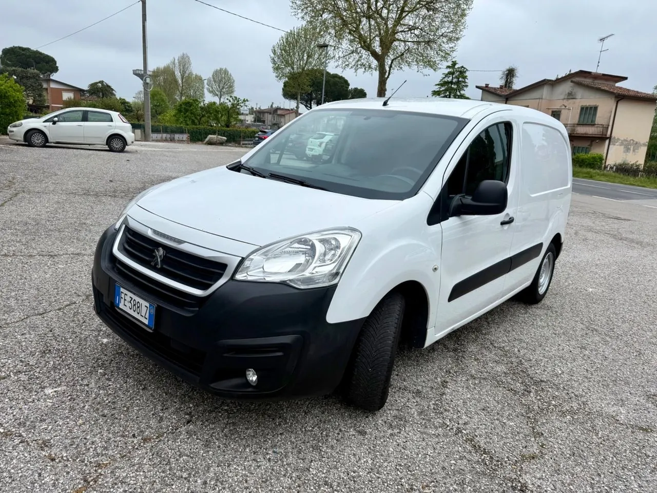 Peugeot Partner 2016 photo 3