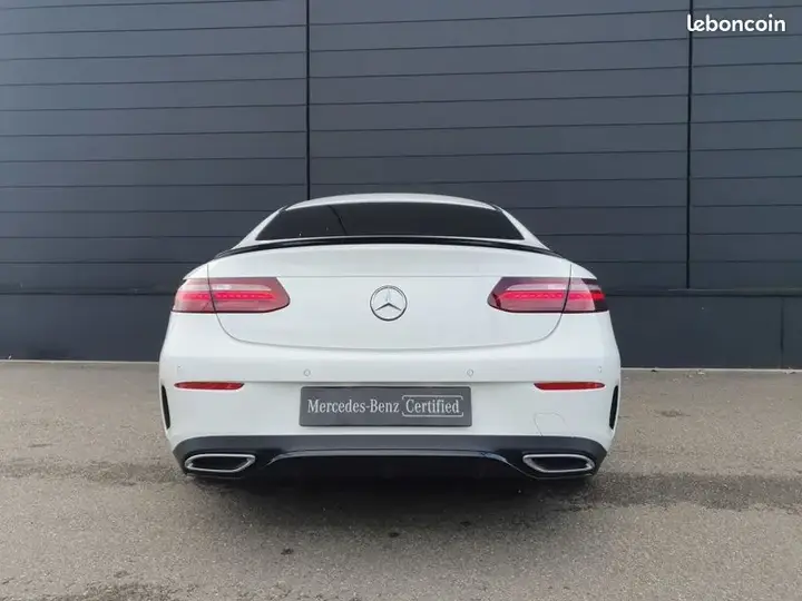 Mercedes-Benz E-Class 2023 photo 4