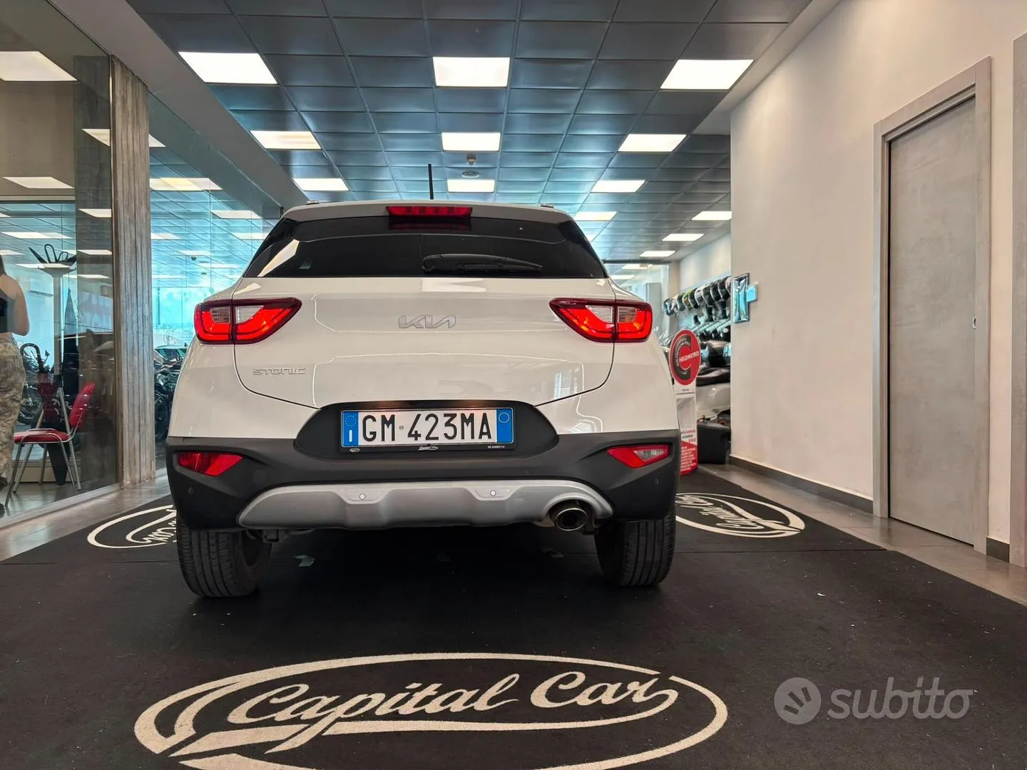 Kia Stonic 2023 photo 4
