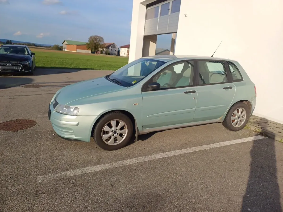 Fiat Stilo 2004 photo 2