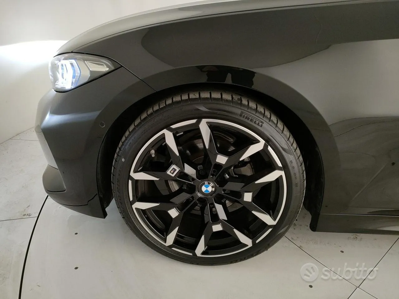 BMW 320D Touring 2025 photo 5