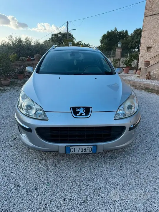 Peugeot 407