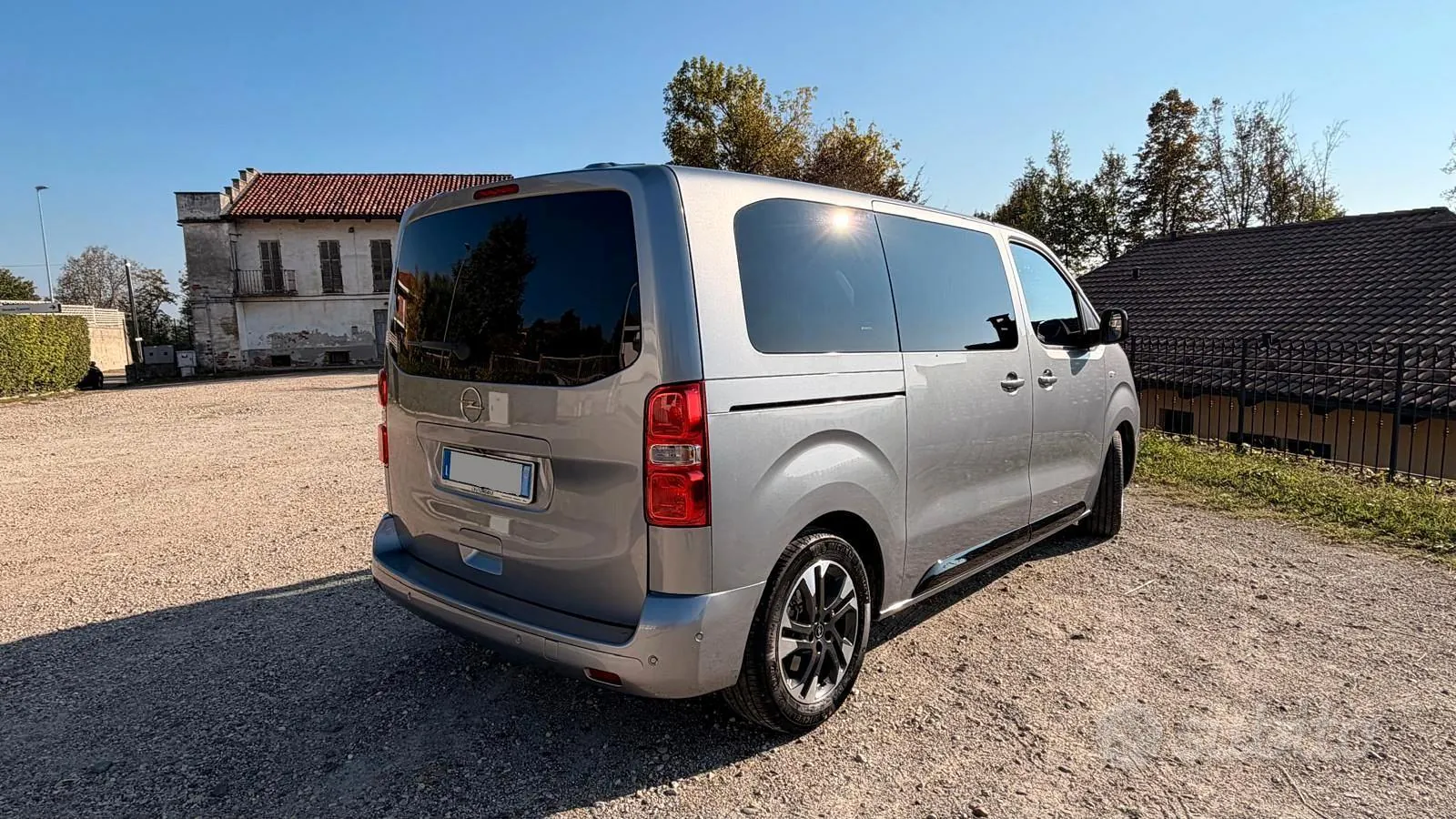Opel Zafira Life 2025 photo 2
