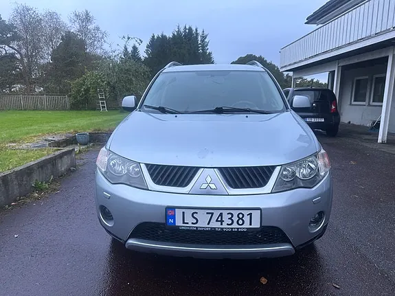Mitsubishi Outlander 2007 photo 2