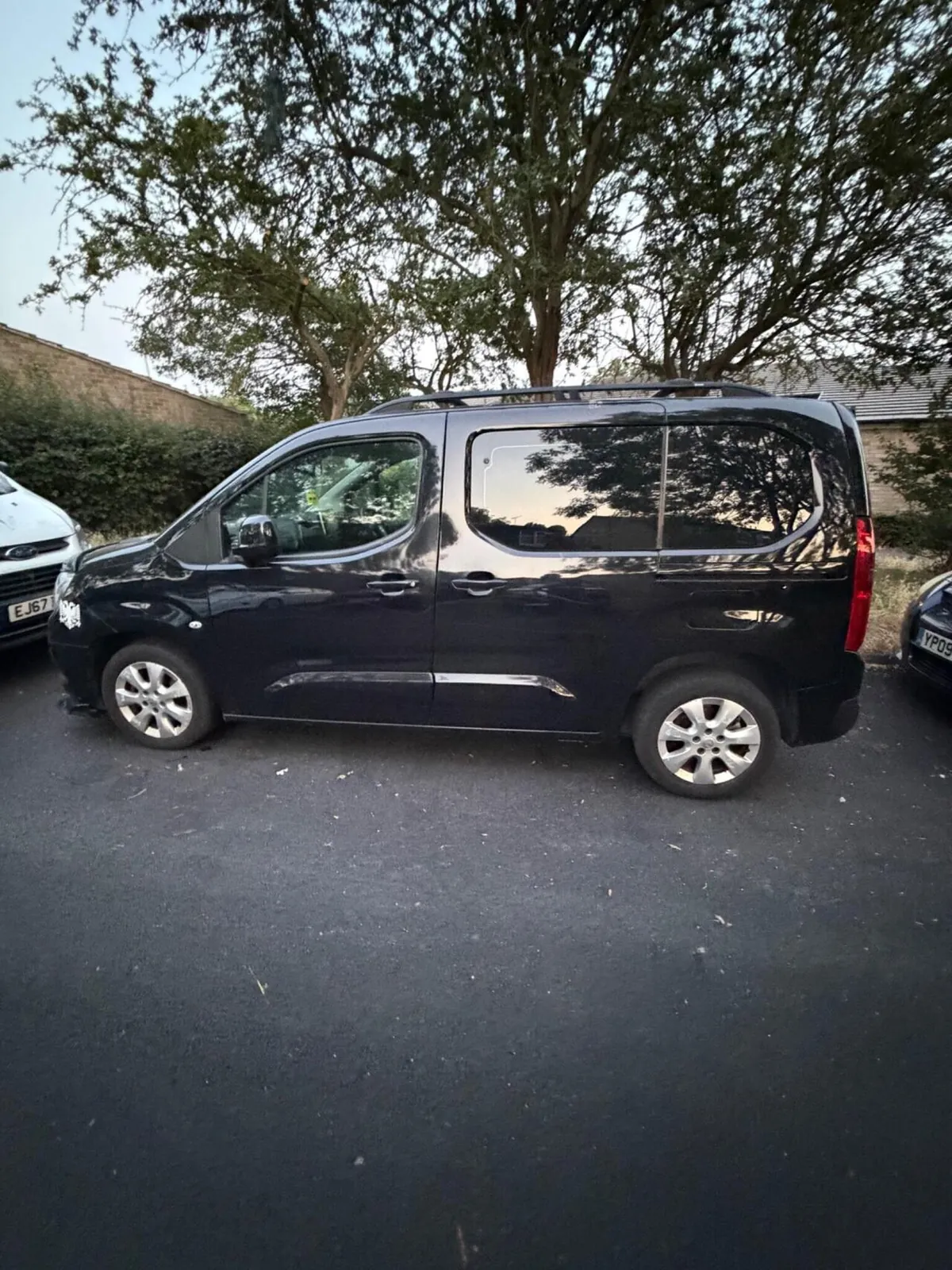 Vauxhall Combo 2018 photo 2