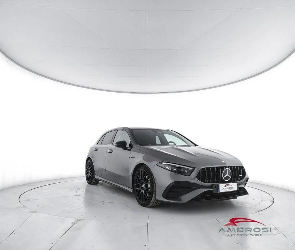 Mercedes-Benz A 2023 photo 2
