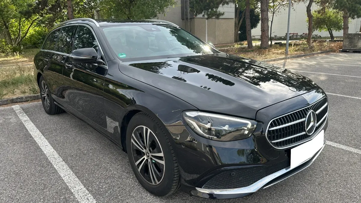 Mercedes-Benz E-Class 2021 photo 3