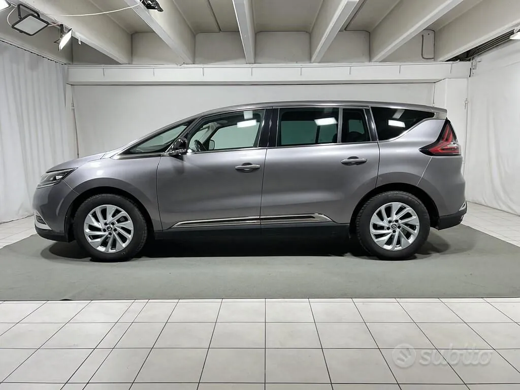 Renault Espace 2016 photo 2