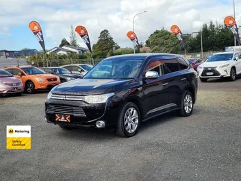 Mitsubishi Outlander 2014 photo 4