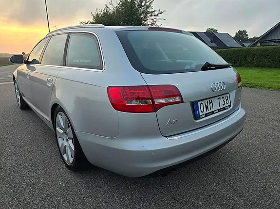 Audi A6 2011 photo 2