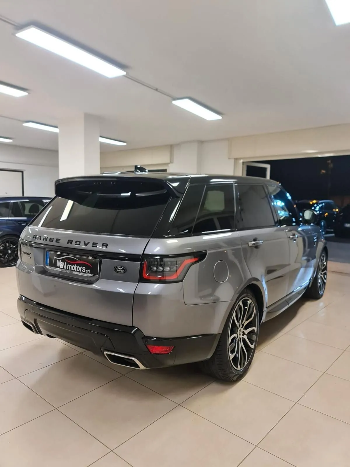 Land Rover Range Rover Sport 2019 photo 3