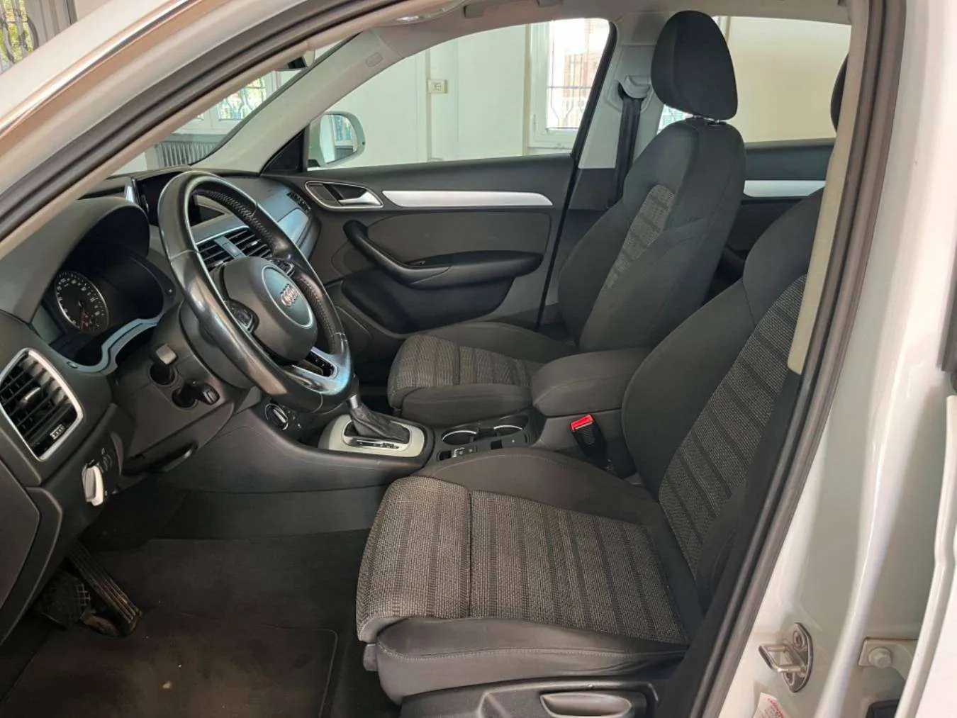 Audi Q3 2016 photo 5
