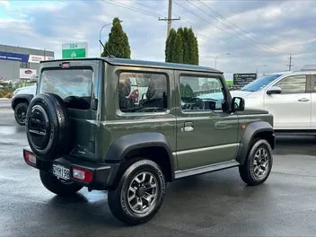 Suzuki Jimny 2024 photo 4