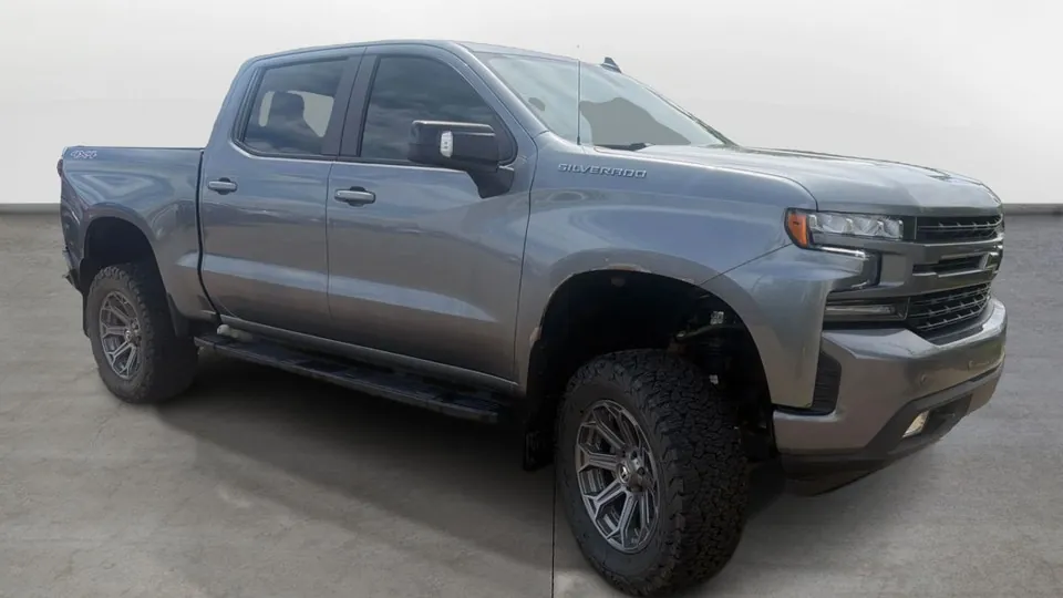 Chevrolet Silverado 1500 2021 photo 2