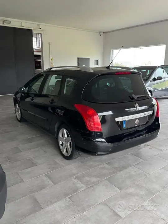 Peugeot 308 2009 photo 4