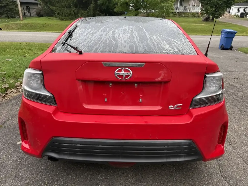 Scion Tc 2014 photo 2