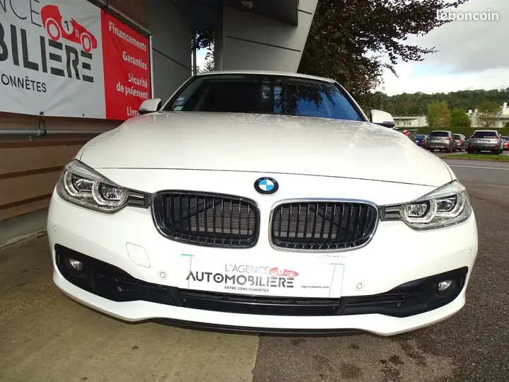 BMW 3 Series 2018 photo 4