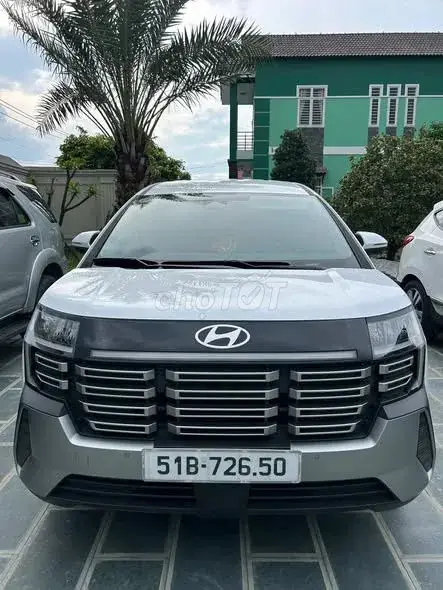 Hyundai Stargazer