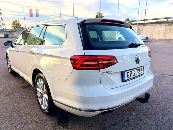 Volkswagen Passat 2015 photo 2