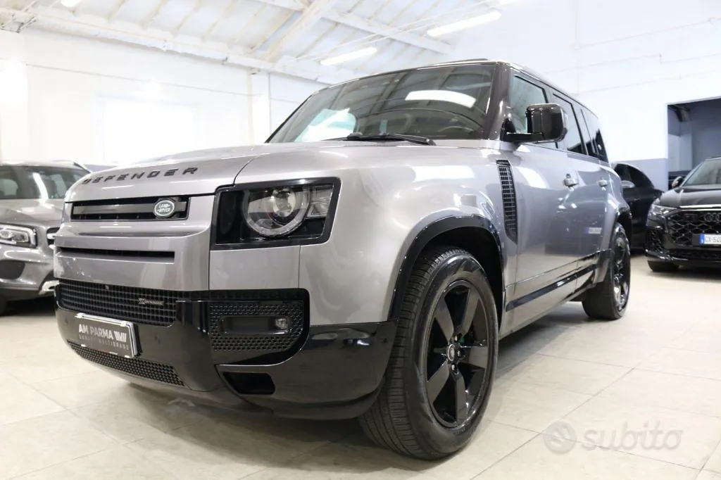 Land Rover Defender 2023 photo 3