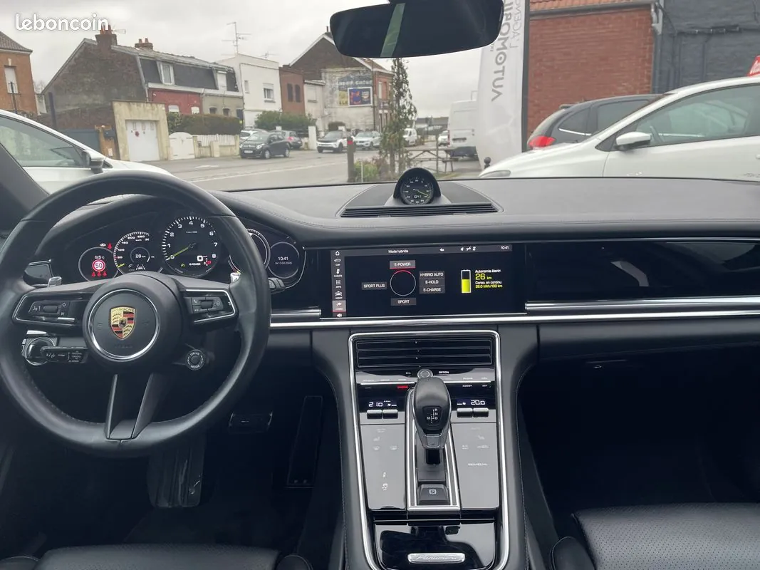 Porsche Panamera 2021 photo 2