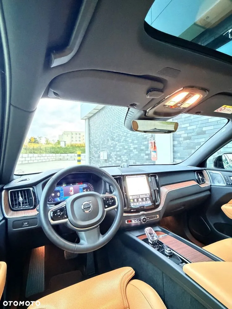 Volvo Xc60 2023 photo 4